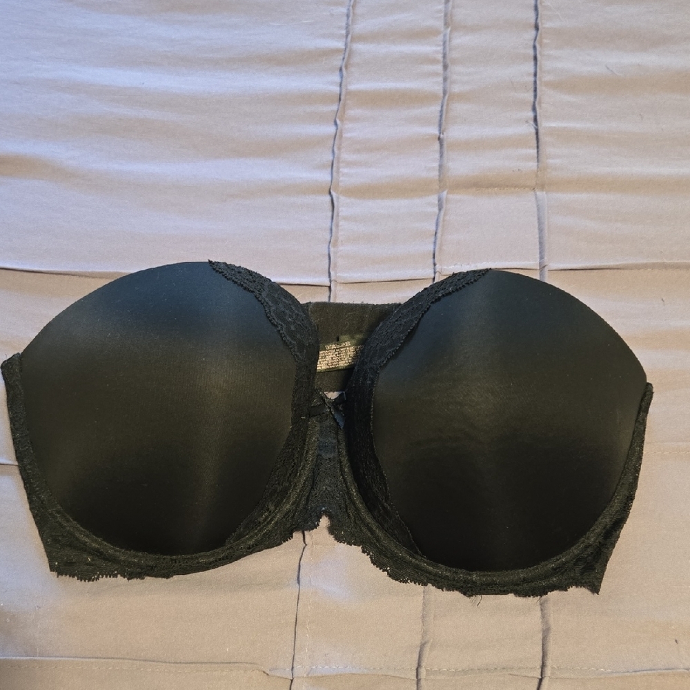 Victoria's Secret Black Strapless Lace-Trim Bra
